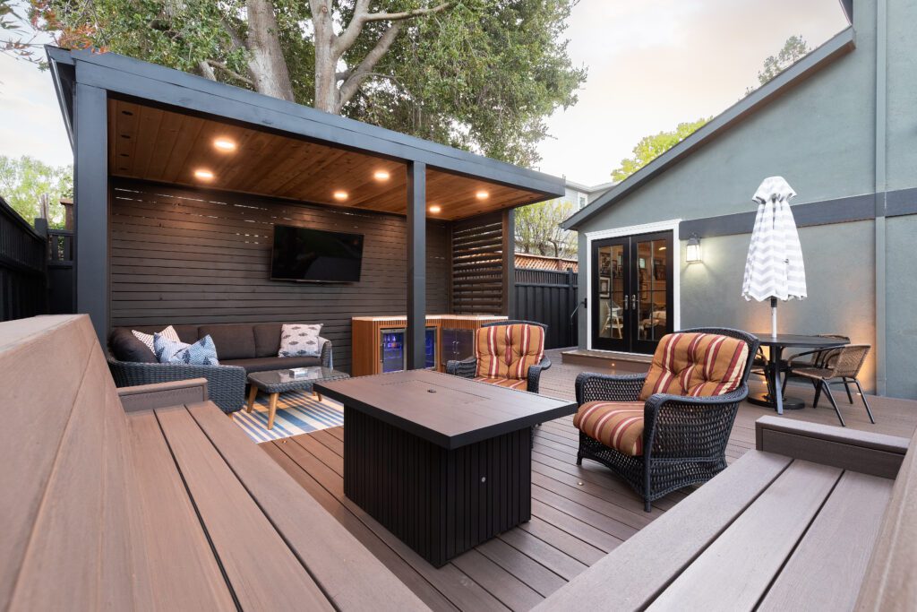 How to make your deck comfortable in every season