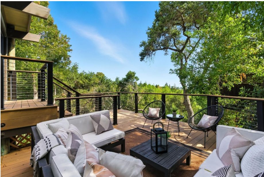 Coconut husk TimberTech deck with cable railing in Redwood City, CA