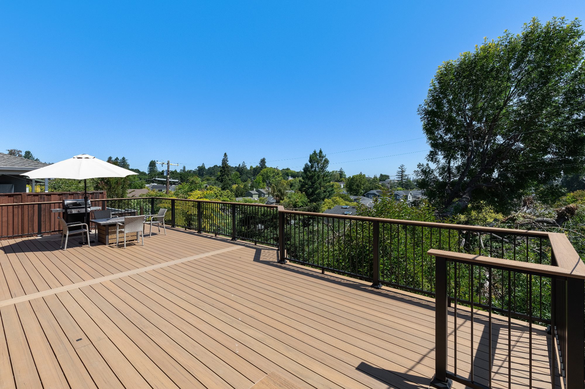 View across a TimberTech composite deck with aluminum railing in San Carlos, CA